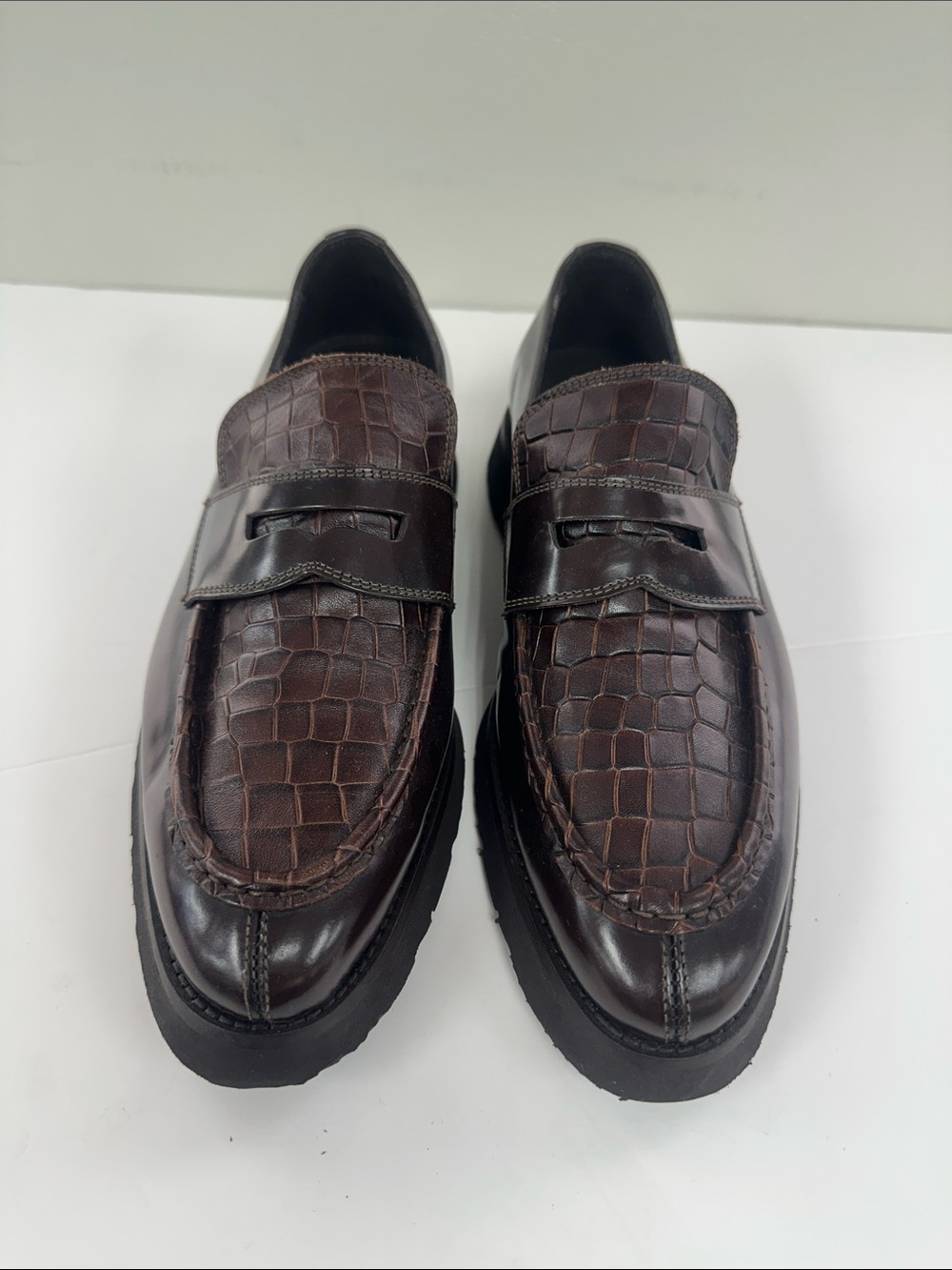 Donald J. Pliner Men's Dark Brown Croc-Embossed Penny Loafers